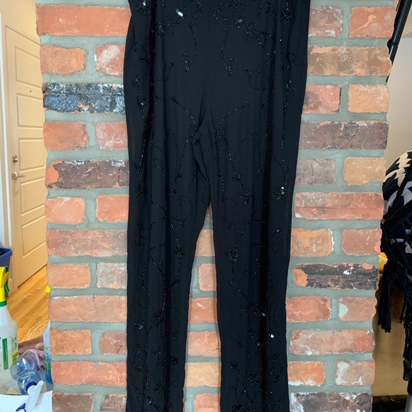 Black pants with fancy pearls - Picture 3 of 16